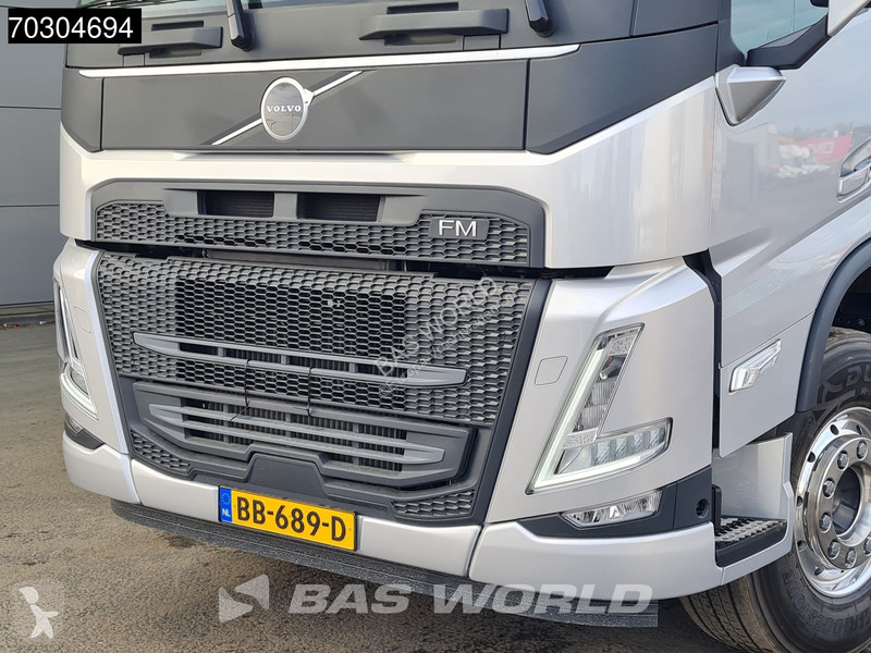 شاحنة Volvo 460 8X2 NEW OVERMAT MSA 13.6.3 TWIN...