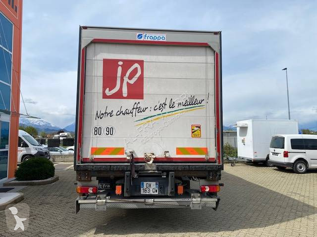 شاحنة Iveco