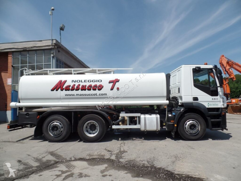 شاحنة Iveco 360
