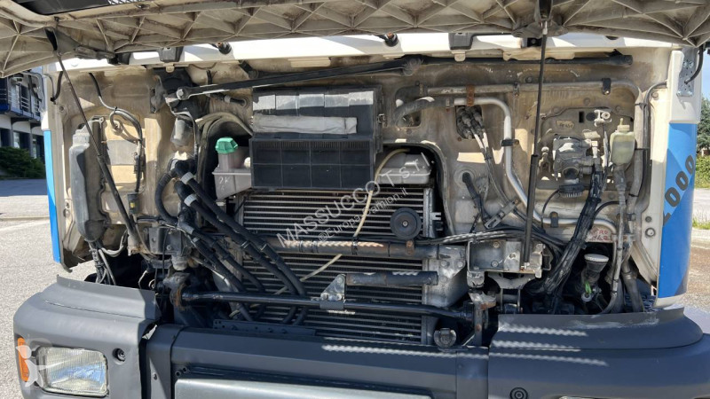 Camion MAN 41.364 VF 8x4