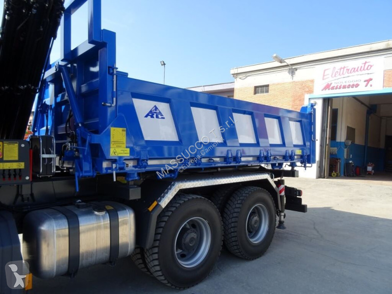شاحنة Mercedes 3348K - 6X4
