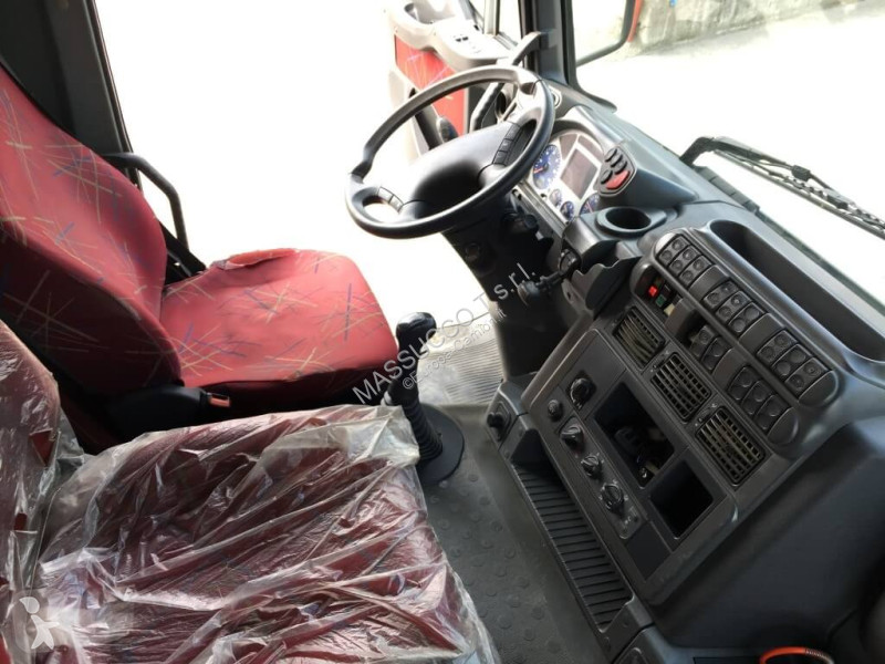 شاحنة Iveco 400 - 6X2