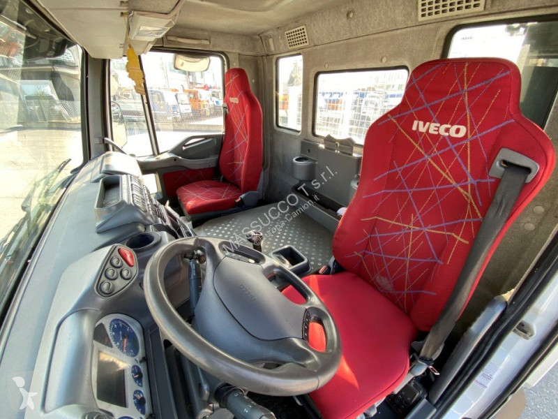 شاحنة Iveco STRALIS 270