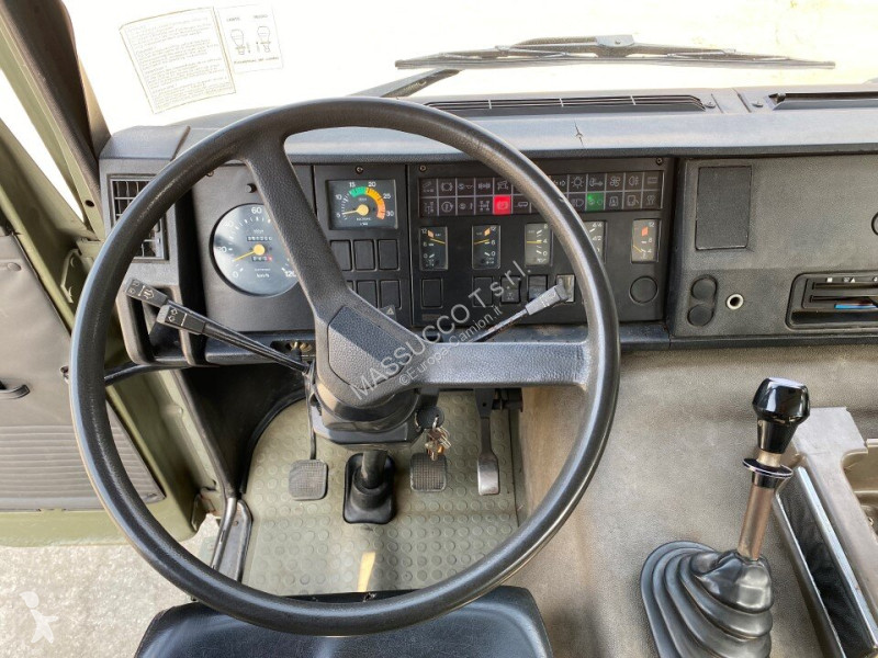 شاحنة Iveco