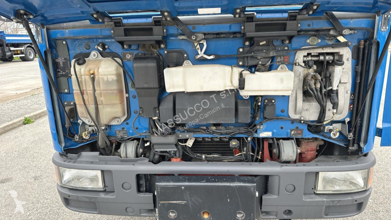 شاحنة Iveco Tector
