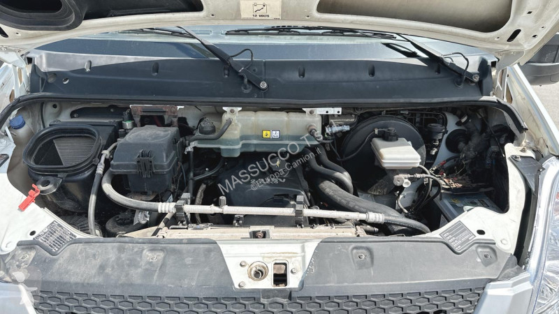 شاحنة Iveco DAILY 35C13 4x2