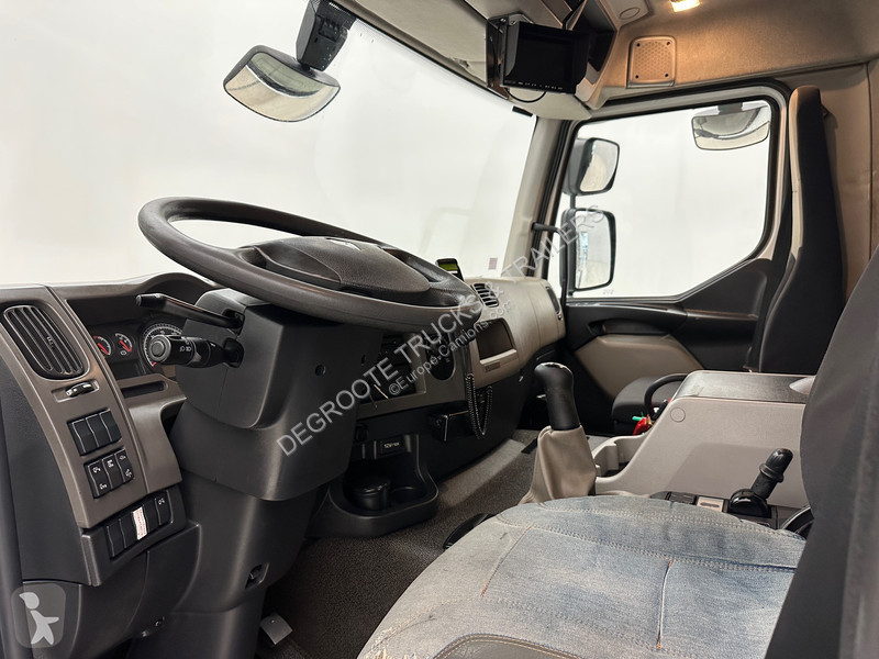 شاحنة Renault 270 DXi