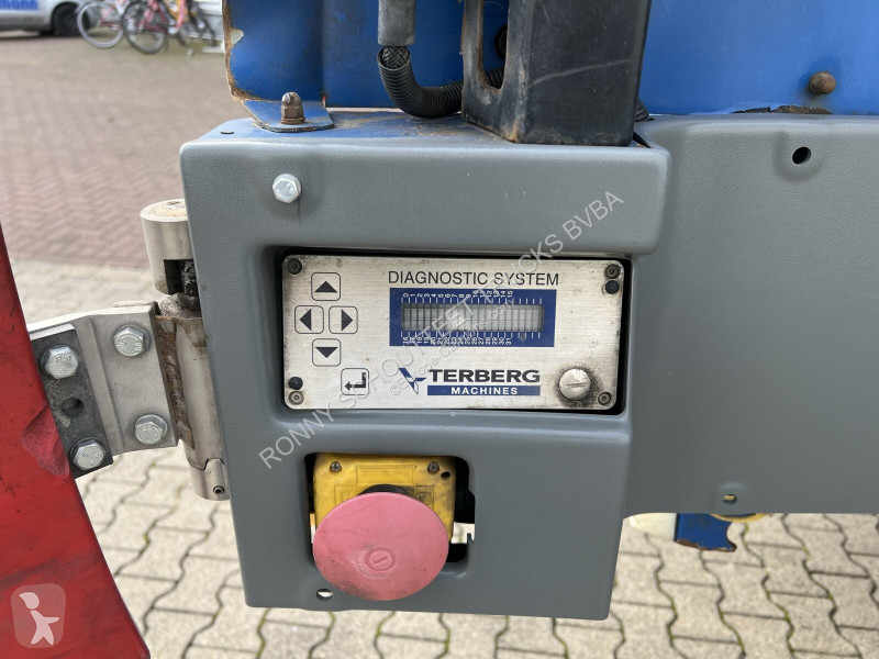 تجهيزات الآليات الثقيلة  M19X2C Müllaufbau mit...
