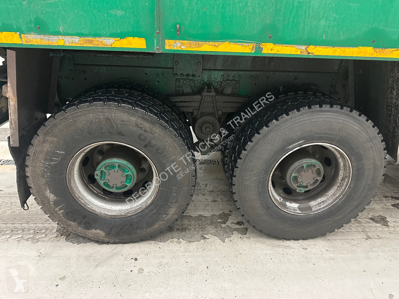 شاحنة Volvo 420 - 8x4