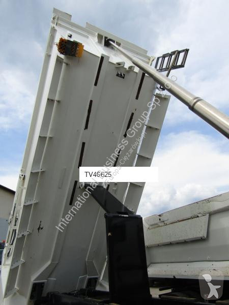 Vrachtwagen MAN TGS 35.400