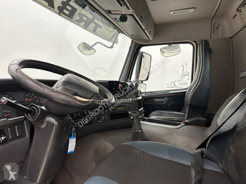 شاحنة Volvo 420 - 8x4