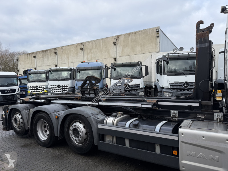 شاحنة MAN TGS 35.420 8X2-6 Haken/ Silo M-TEC...