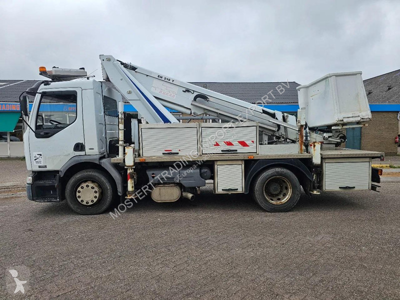 شاحنة Renault V.I. Renault VI Truck Mounted...