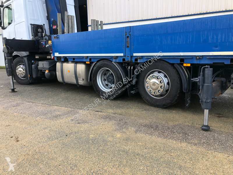 شاحنة Mercedes  2548 L + GRUA HMF 4020 + CAJA...