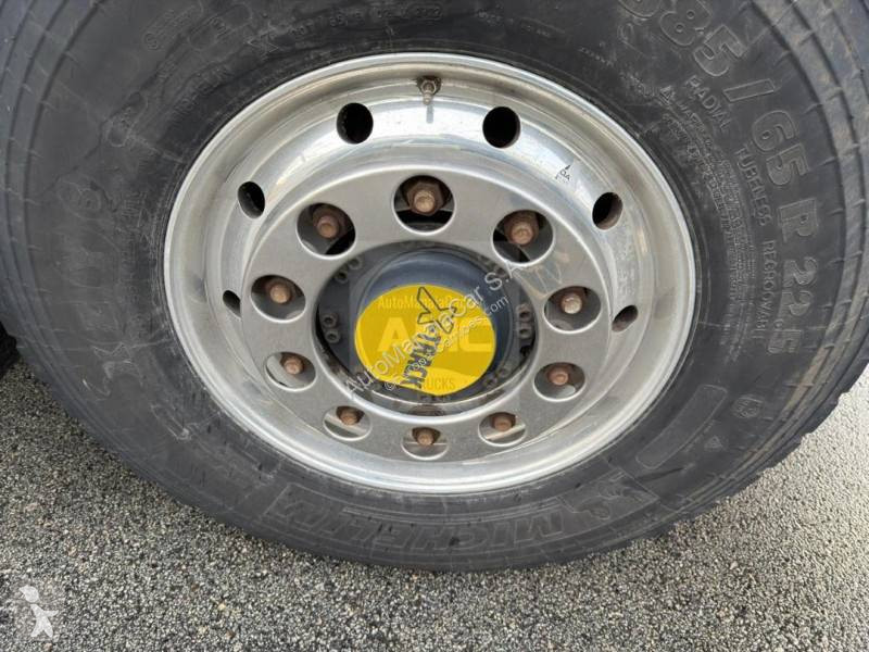 شاحنة Volvo 540 X-TRACK