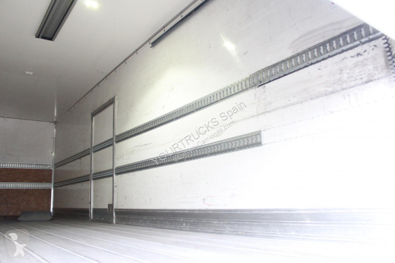 شاحنة Mercedes 1827 E6 Koffer 8,5m LBW S.Tür...