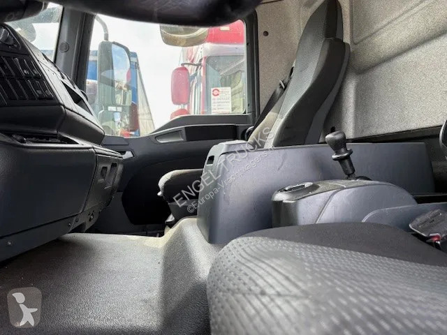شاحنة MAN 18.250 BL WITH PLYWOOD CLOSED BOX AND...