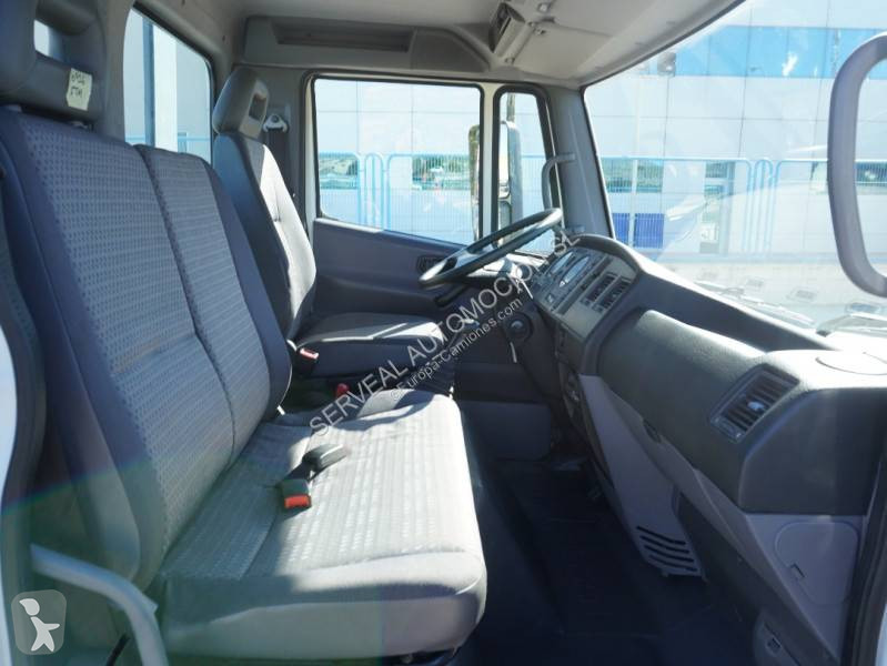 Teherautó Nissan 56.15