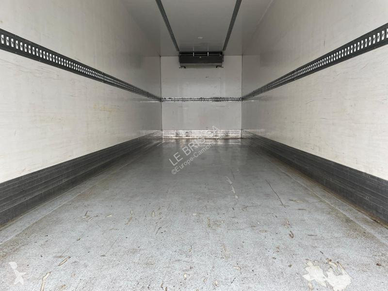 شاحنة Renault  D WIDE 430