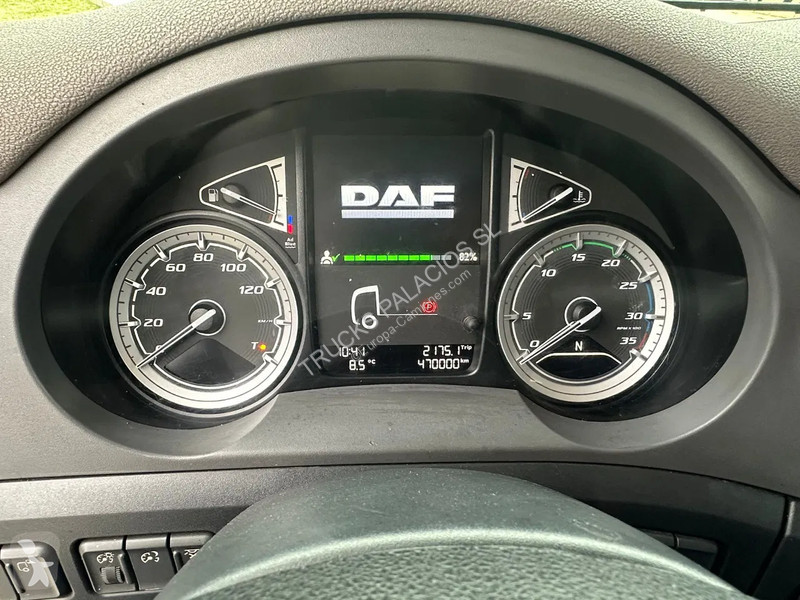 شاحنة DAF 320 caja cerrada
