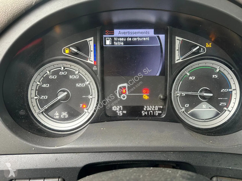 شاحنة DAF 430 tercer eje elevable y direccional