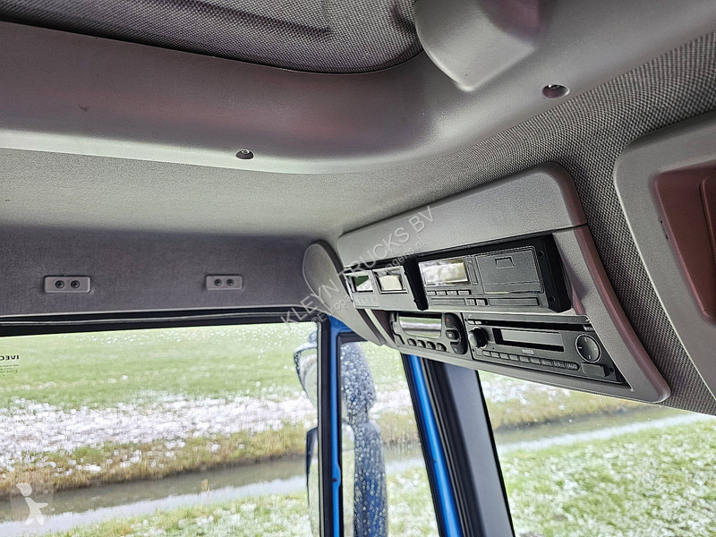 شاحنة Iveco 75E18 EUROCARGO THERMOKING LIFT A/C