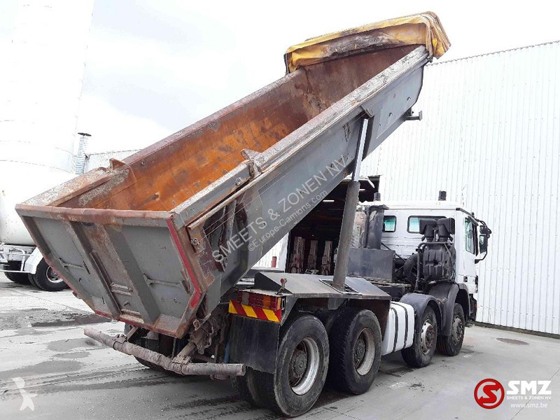 شاحنة Mercedes 3244