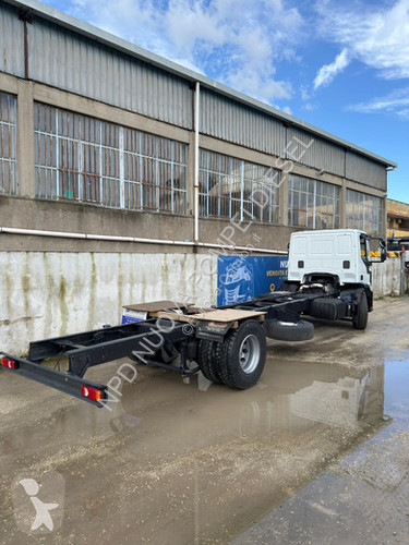 شاحنة Iveco Iveco 180e28
