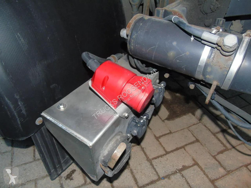 شاحنة Volvo 460 + TRS COOLING + LIFT + EURO 6