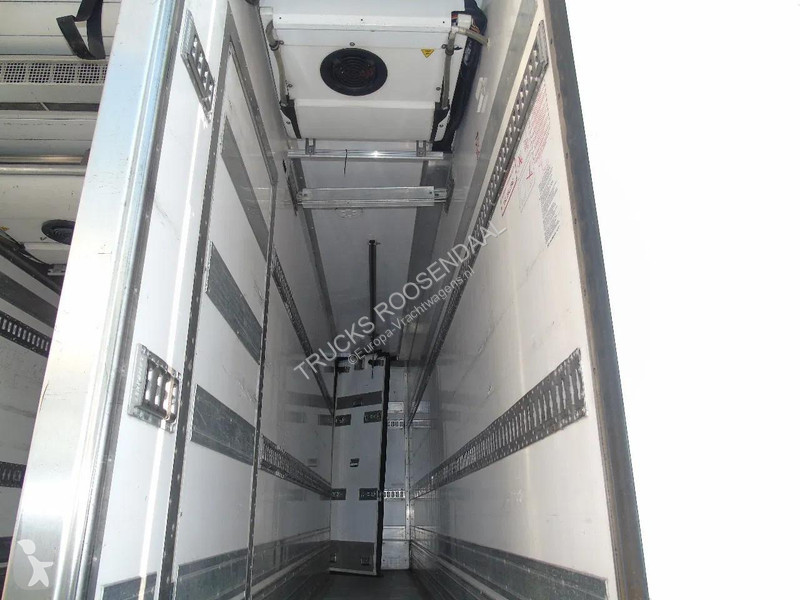 شاحنة Volvo 14.210 + ATP/FRC + CARRIER + LIFT +...