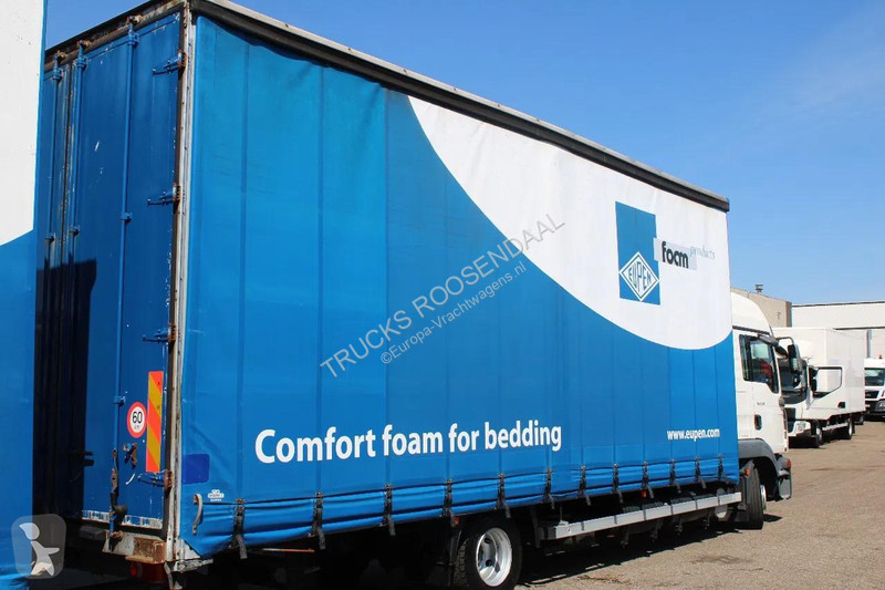 شاحنة MAN 8.210 + TRAILER + SLEEPCAB COMBI
