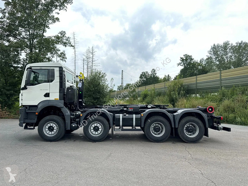 شاحنة MAN 35.480 MAN  35.480 8x4 Euro6e Hiab...