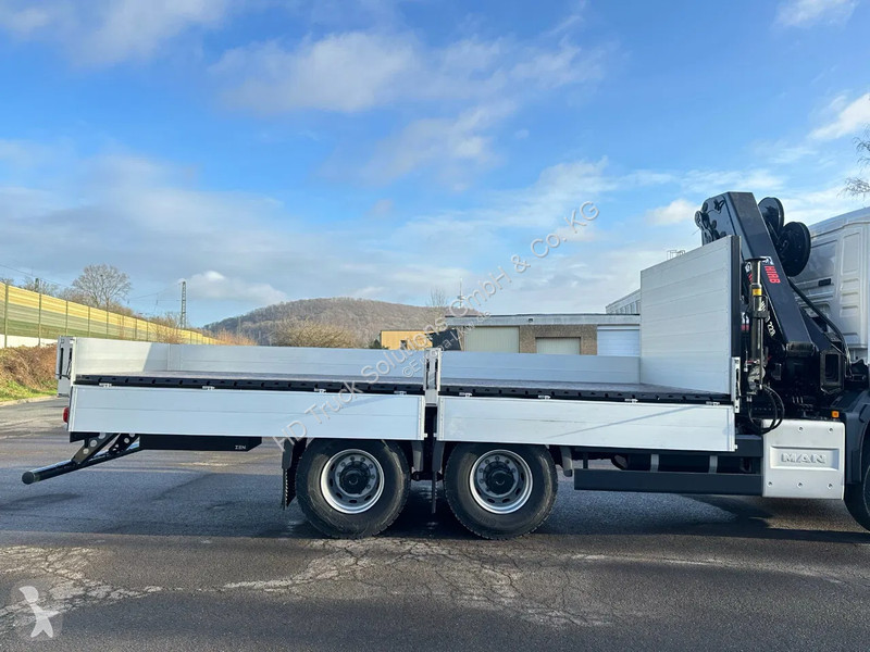 شاحنة MAN 33.440 MAN  33.440 6x6 Kran HIAB 228-4