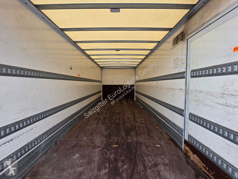 Mercedes 1223 / Ladebordwand truck