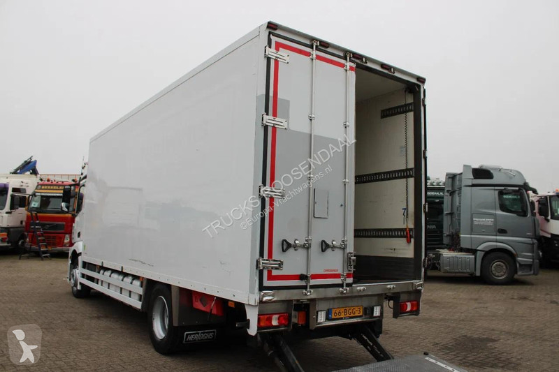 Camião Mercedes 2027 + EURO 6 + 19T