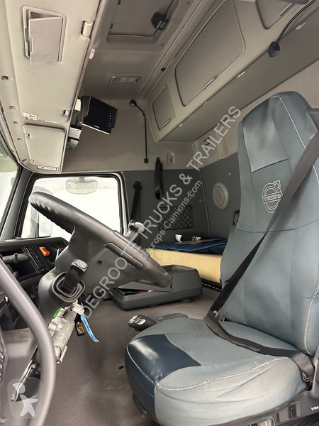 شاحنة Volvo 500 - 6x2