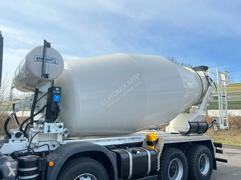 شاحنة MAN TGS MAN TGS 8x4 /Euro6e Euromix EM 12 R