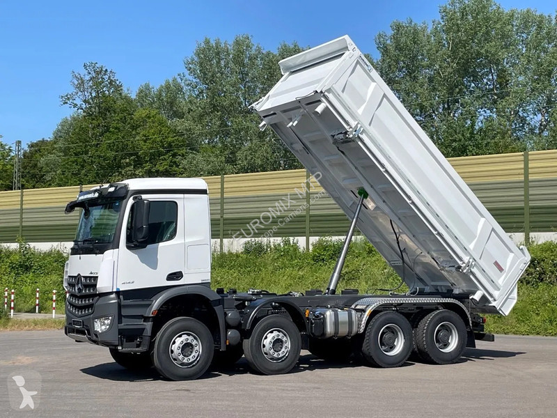 شاحنة Mercedes 4145 Mercedes-Benz 4145 8X4...