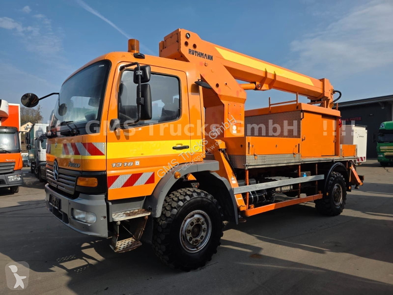 شاحنة Mercedes 1318 /4X4 ALLRAD/Isolatin/23m...