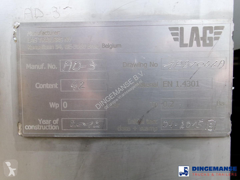 شاحنة Volvo 380 6X2 fuel tank 20.6 m3 / 4 comp