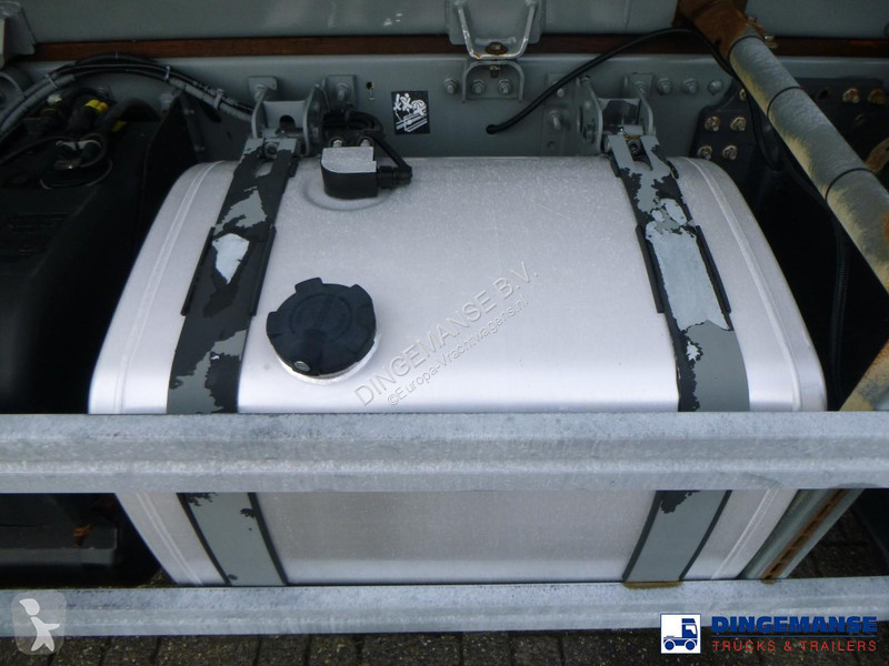 شاحنة Renault 260.19 dxi 4x2 gas tank 19.5 m3
