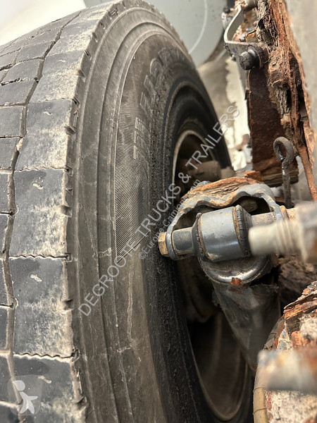 شاحنة Volvo 300 - 6x2