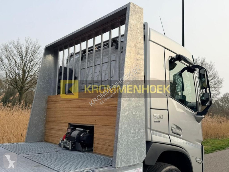 شاحنة Volvo FM 500 8x2 Machine transporter | New