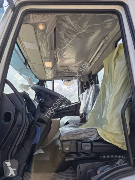 شاحنة Iveco