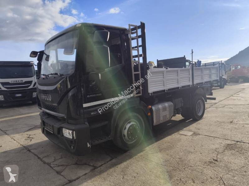 شاحنة Iveco