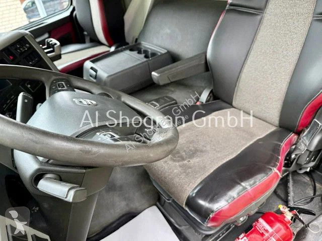 شاحنة Volvo / 8x4 / Blatt - Luft / Eu6