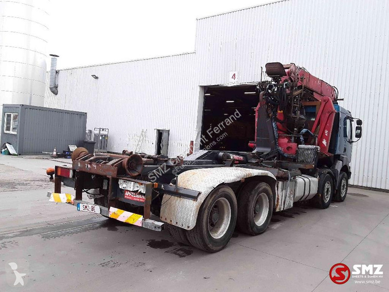 شاحنة Renault 420 hook/crane