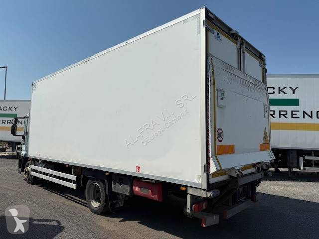 شاحنة Iveco