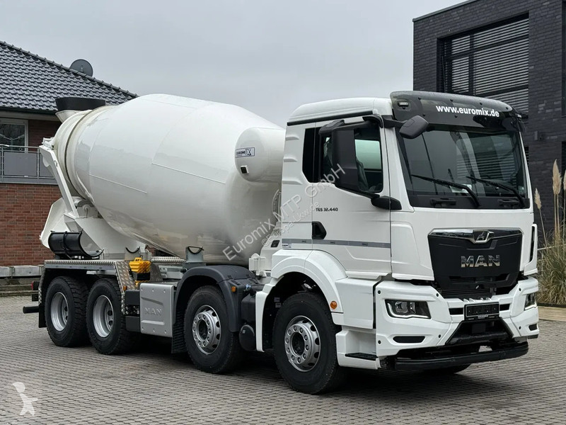 شاحنة MAN TGS TGS 8x4 / Euromix MTP EM 10 L