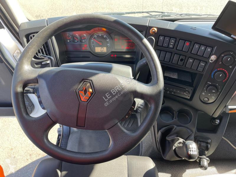 شاحنة Renault  D210